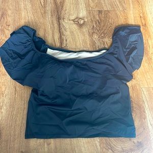 Kortni Jeane off shoulder win top